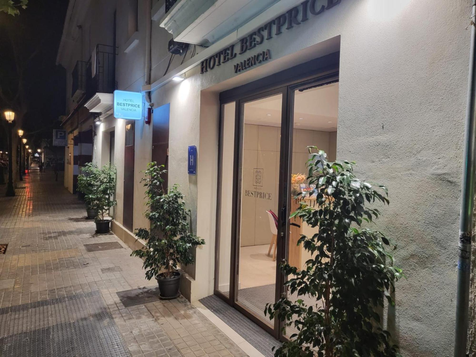 Hotel Bestprice Valencia Ngoại thất bức ảnh