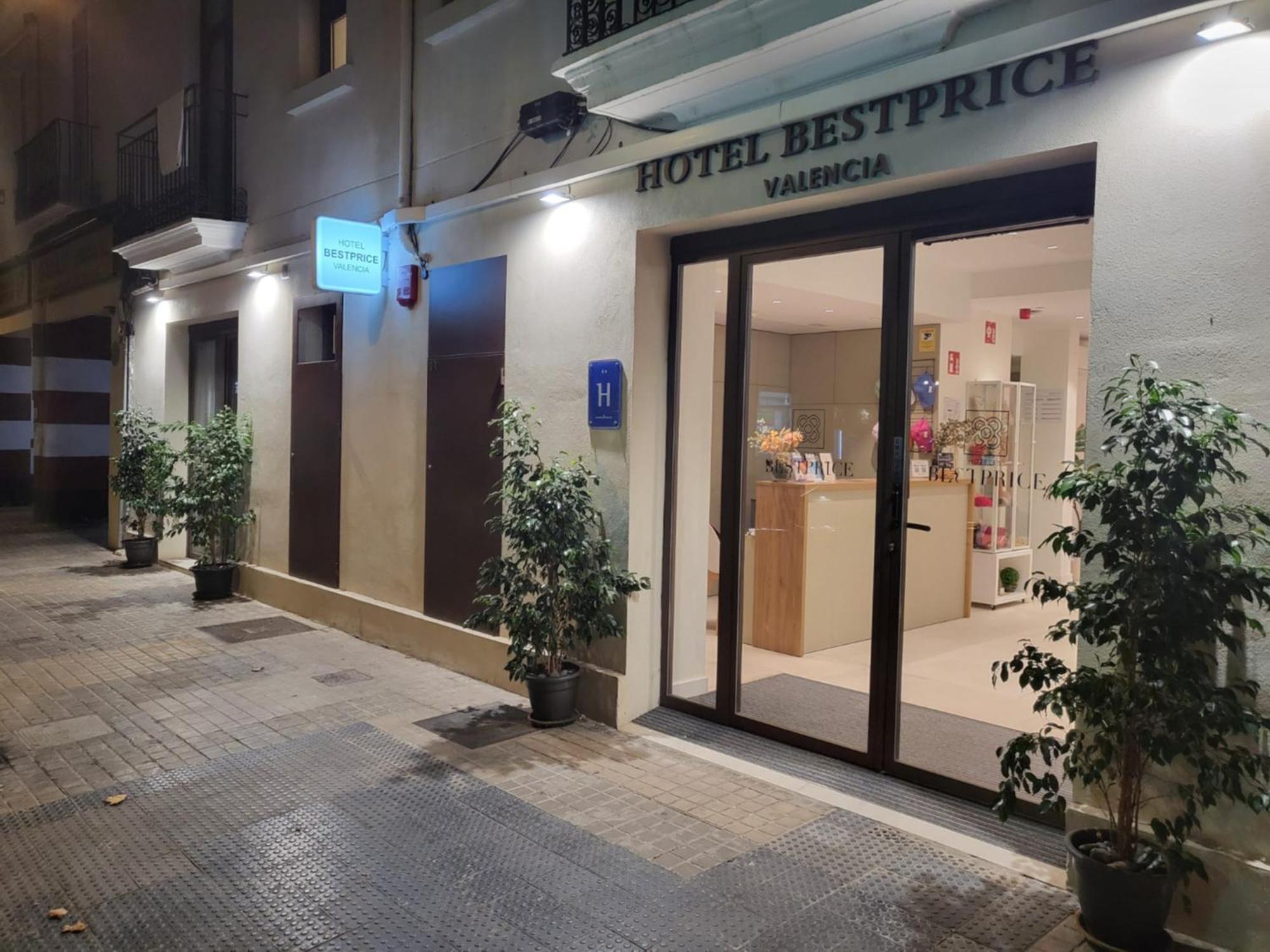 Hotel Bestprice Valencia Ngoại thất bức ảnh